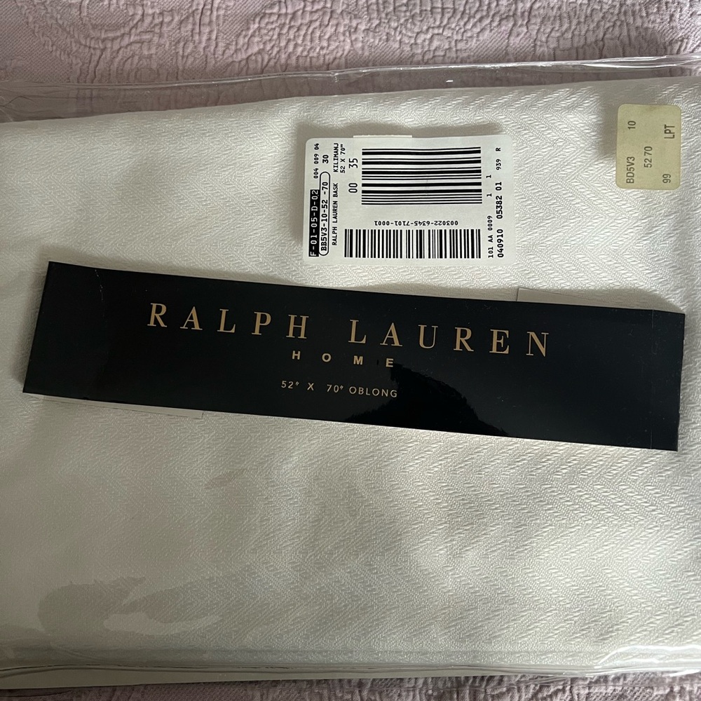 Ralph Lauren Home Off-White Tablecloth 52x70 oblong, new with tags